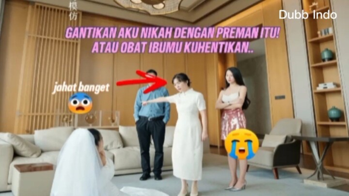 Setelah Menikah Pengganti, Aku Menjadi Bulan Putih Sang Bos. Demi pengobatan ibu apapun dilakukan