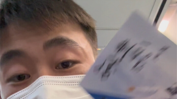 Chúng ta đều đang miệt mài chạy về phía trước, chúng ta đều là những người theo đuổi giấc mơ.