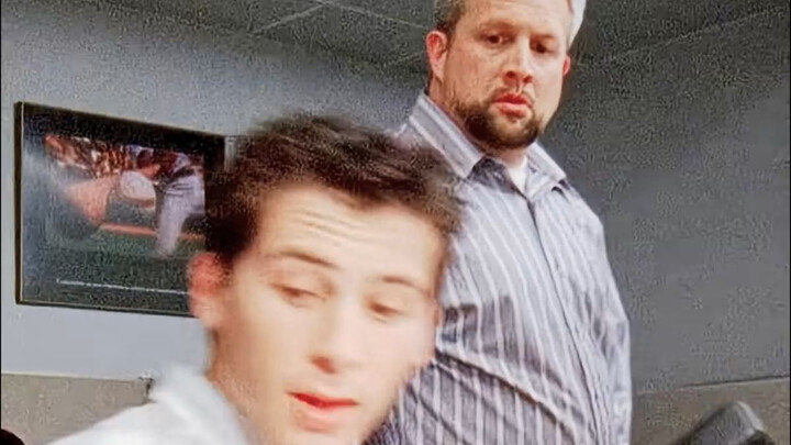 Quán quân doanh số