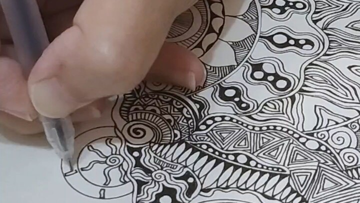 Zentangle - Half circle 半圆禅绕图 #zentangle #learntodraw #creativehealing #easydraw #禅绕画 #解压 #治愈 #手绘