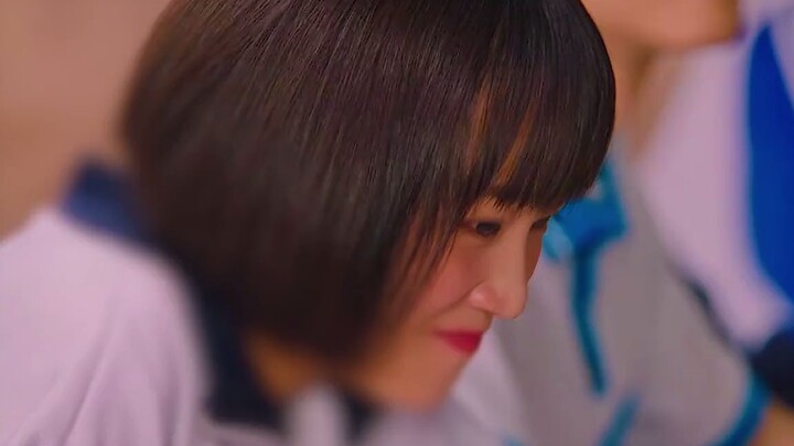 Hãy trân trọng người bên cạnh bạn, vì có những người một khi đã bỏ lỡ thì sẽ không còn nữa.