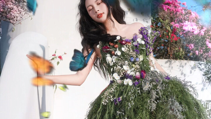 Làm một chiếc váy hoa tươi, mặc ra đường bị gọi là: Bù nhìn.