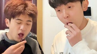 He eats without making a sound!