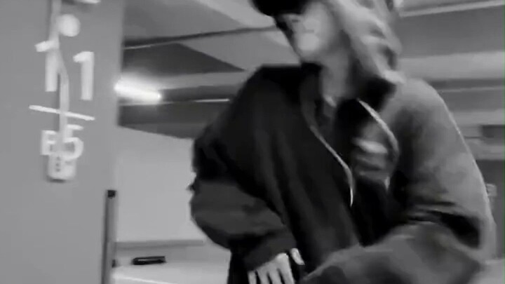 รวมคลิปวิดีโอที่ชื่นชอบความแข็งแกร่ง! ระดับของหนุ่มแดนซ์หลักวงบอยแบนด์ที่ได้รับการรับรองจาก Badalee 