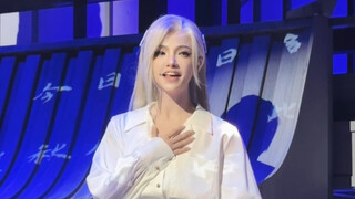 演出的时候裤子掉了……