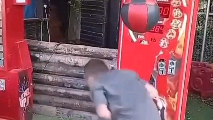 Chinese people can fly, and foreigners will be amazed.