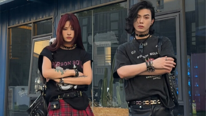 เพื่อนซี้ออกไปเที่ยวต้องแต่งตัวแบบนี้เลย!