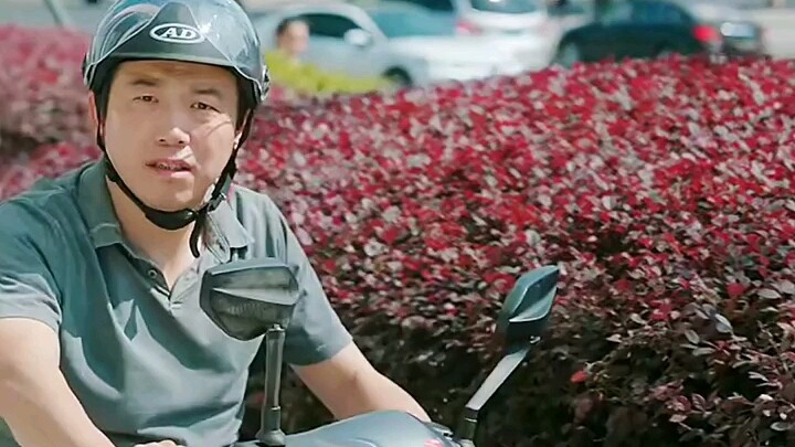 This sister sure can talk—she just starts spouting off!