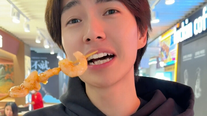 อยากกินอะไรสักอย่างก็ยุ่งยากเหลือเกิน ไม่อยากกินแล้ว