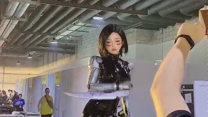 Alita awsl super cantik di komik