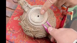 知道强忍着不乐是啥感觉吗……