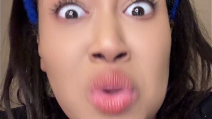 Nina, the Tool Girl of the Men's World