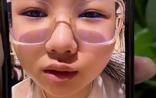 Bro! Aku sendiri yang melipat diri sendiri #CewekPemaluPendiamIntrovertSosialFobia #CewekBerisiSedik