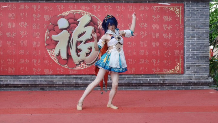 What happens when a male medical student puts on Yunli’s outfit?