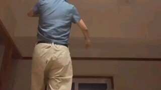 游刃有余的帅气 Akanen跳的 “Click Like” 后面还有一小小段的freestyle