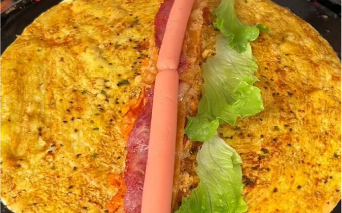 天花板级别的煎饼果子，真正的七八年的老师傅