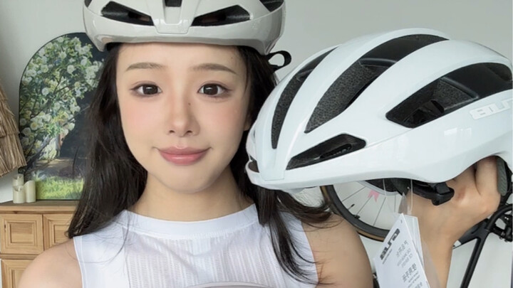 Which cycling group even requires you to post your gear before you can join?!