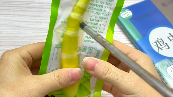 Aku terbangun terlalu cepat dan lihat rebung di rumahku lagi menari #Kocak