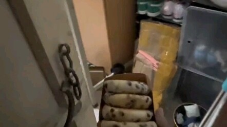 แกล้งทำเป็นมองไม่เห็น