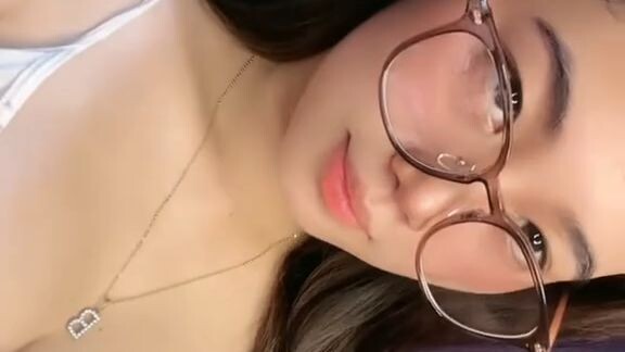 touch it😚