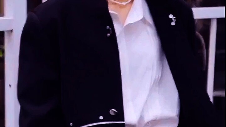 she so beautiful girl 😆