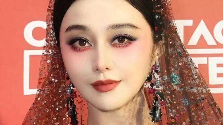 Perlakuan yang tak bisa dia dapatkan di industri hiburan Tiongkok! Tak sempat hadir di peragaan busa