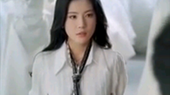 43.He chose his first love again so I married billionaire CEO who loves me and treat me like princes