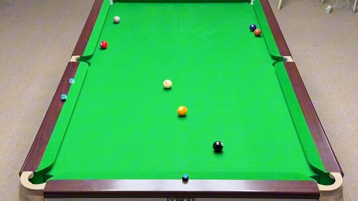 Càn Khôn chưa mã, ngươi ta đều là Hắc Định.