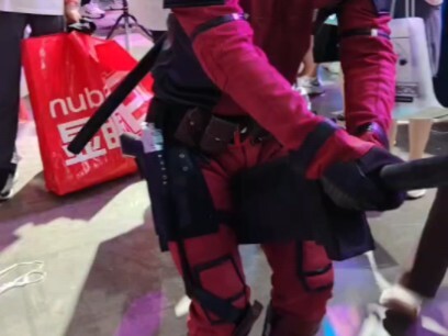 What’s it like for Deadpool to pole dance live at ChinaJoy?