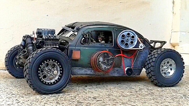 [Modification display] Apocalyptic wasteland style. Modified Volkswagen VW Beetle low-lying off-road