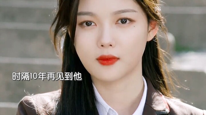 Touched to tears 😭 A delinquent girl has been secretly in love with the goofy shop manager for 13 ye