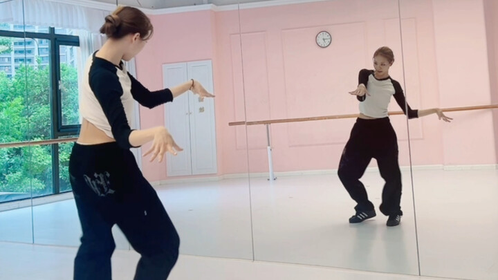 BABYMOSTER -Jenny from the block对镜完整版+全曲数拍