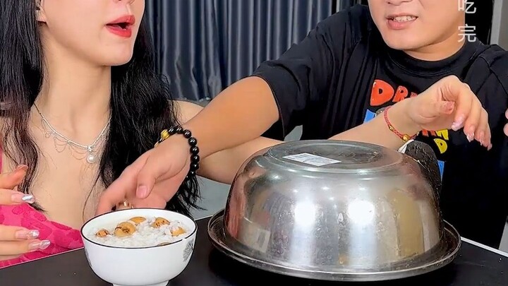 #อินทผลัมไร้เปลือกไร้เมล็ด วันนี้อยากทำดีกับปินปินหน่อย ไม่หลอกเขาแล้ว แต่ไม่คิดเลยว่า……#เปิดถุงก็กิ
