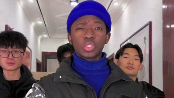 "That Talk About Patriotism" Scores 9.7 on Douban