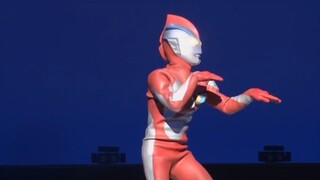 Ultraman Nais, seorang komedian profesional