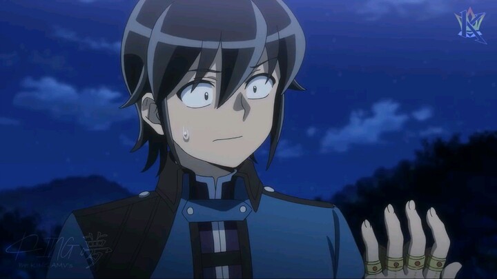 REVOLVER