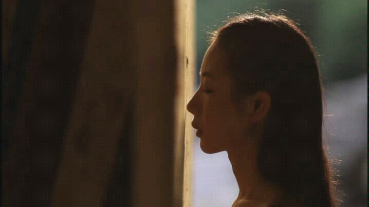 แค่แผ่นไม้ธรรมดาผสมกับแสงและเงา กลับให้เอฟเฟกต์ที่น่าทึ่งขนาดนี้ได้!