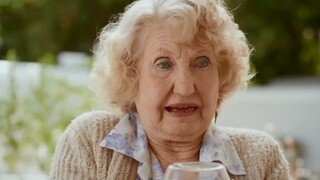 Why is ketchup packaged in glass bottles? You'll understand when you watch till the end.