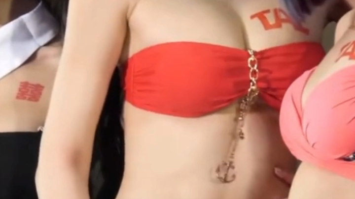 Potret Acak Pameran Mobil Musim Panas