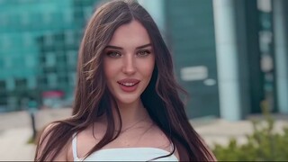 The Perfect Romantic Dress Look That's Going Viral!