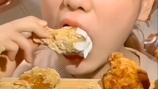 SATISFYING MUKBANG