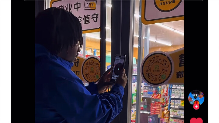 【TikTok】หนุ่มผิวดำเที่ยวจีน บุกสำรวจร้านสะดวกซื้อไร้คนดูแลยามค่ำคืน! ชาวเน็ตต่างชาติแซะหนัก: นี่มันน