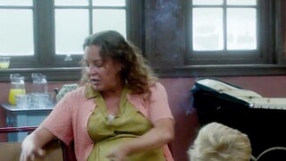 A woman was infected by her husband and was rejected by people around her during her prenatal checku