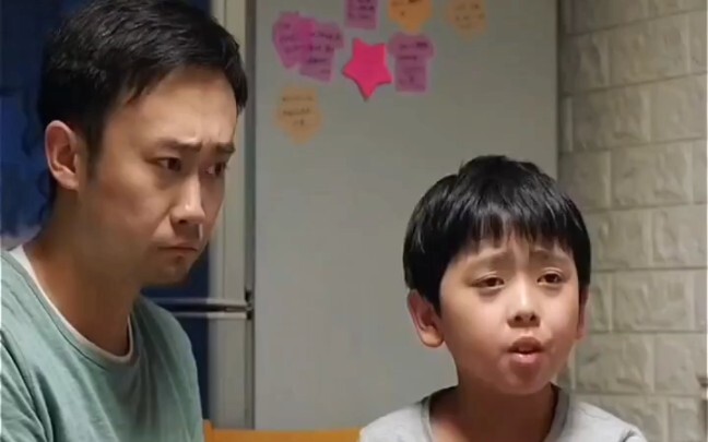 #ฮาลั่น: พ่อลูกสลับวิญญาณ ลูกชายมั่นใจกลายเป็นพ่อสุภาพอ่อนโยน