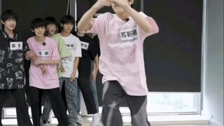 【苏新皓】来看看初中生的breaking吧！2.0又来了