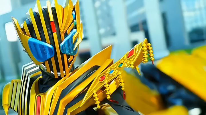 Do you prefer to watch Reijido or Decade?