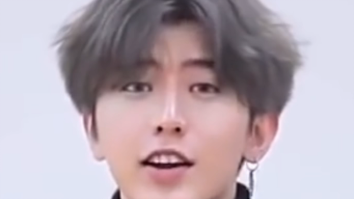 ฉันคือ（）——（เวอร์ชันนามธรรมล้วน）