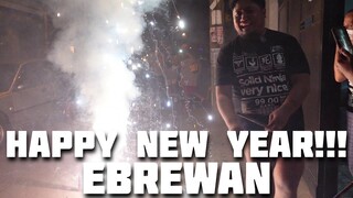 HAPPY NEW YEAR NINJAS -  Gift Giving Vlog!