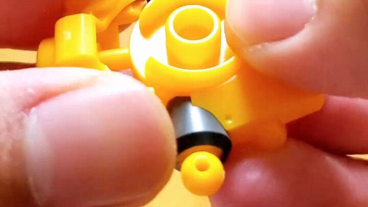 [Mould 129] Instant noodle-level assembly? Nuclear Chengzhi built the mobile city Alpha Caramel Heav