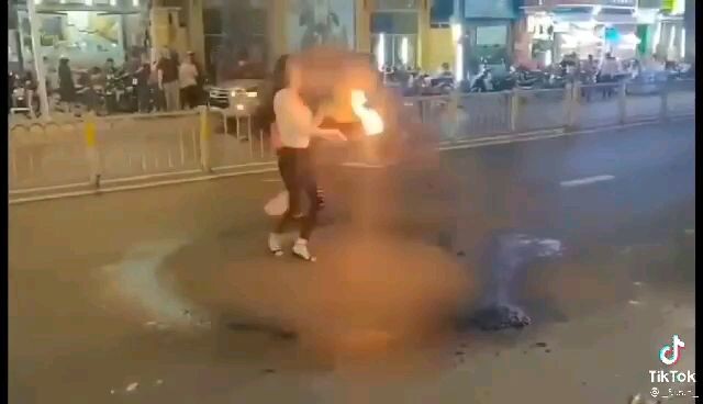 hỏa thần chuyển sinh